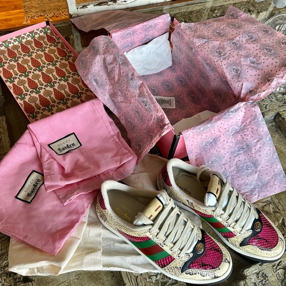 LIMITED EDITION never worn men’s Gucci Garden exclusive python skin trainers - Picture 2 of 9
